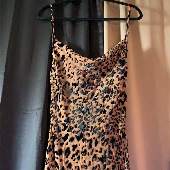 Leopard Maxi Dress - Picture 3 of 4
